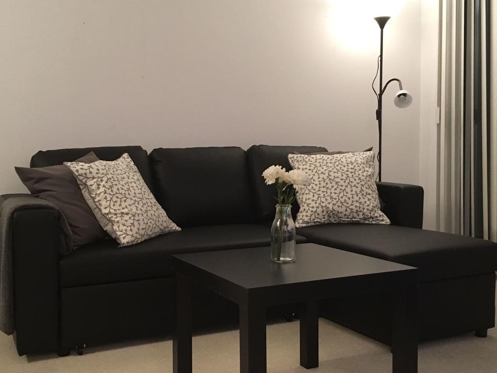 Lavish - Luxury One Bedroom Condo- Cn Tower Toronto