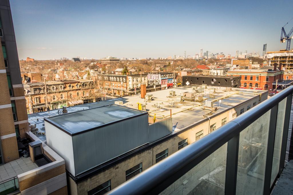 Queen West Suites * Toronto