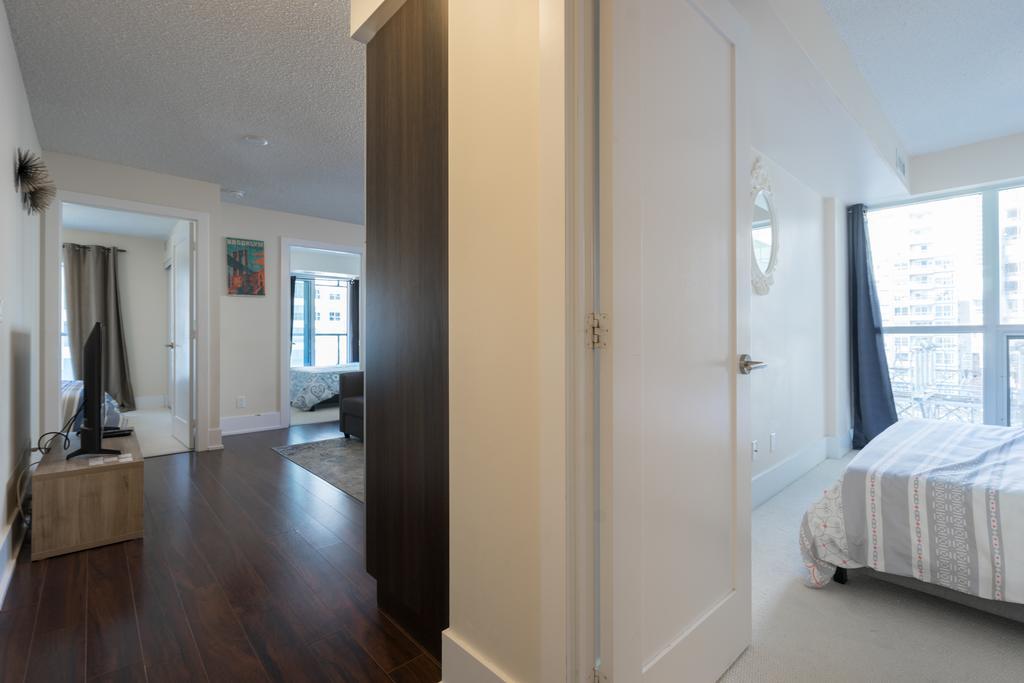 Applewood - Luxury 3 Bdrm Toronto