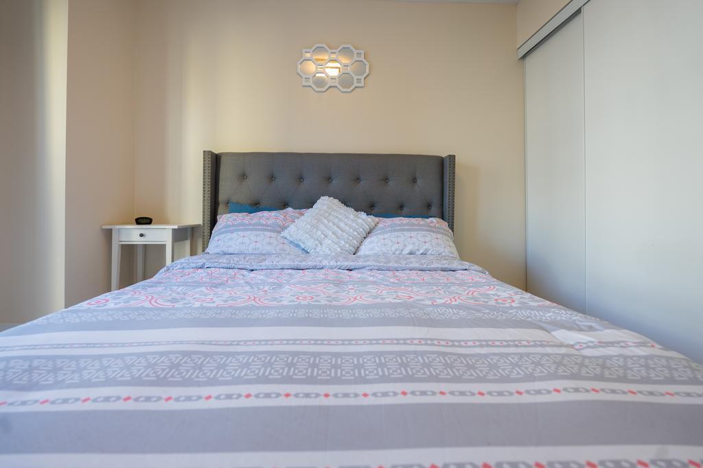 Applewood - Luxury 3 Bdrm