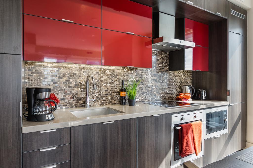 Gorgeous 2-bedroom In The Heart Of Downtown Toronto