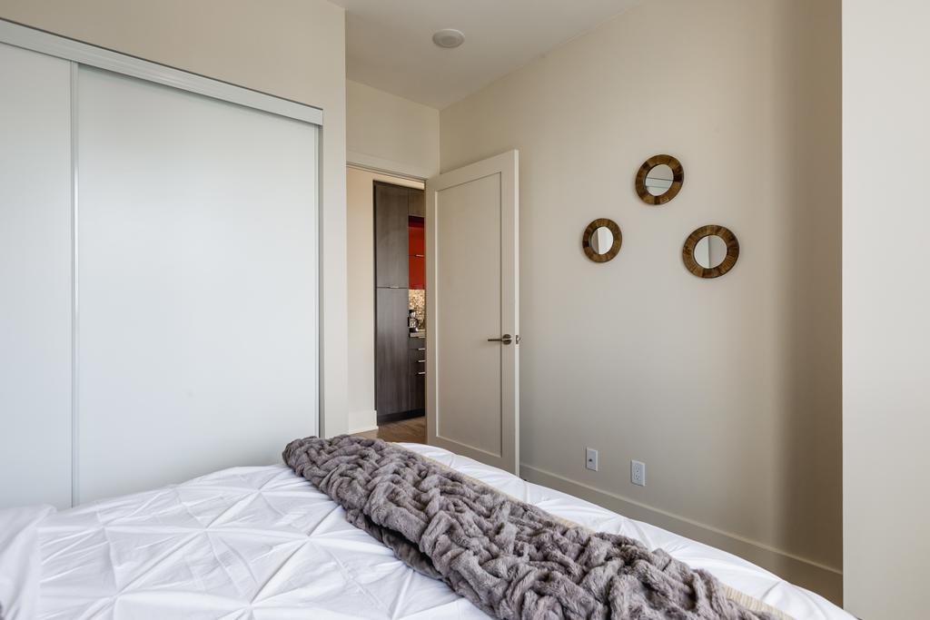 Apartment Gorgeous 2-bedroom In The Heart Of Downtown Toronto