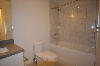 Elites - One Bedroom Townhouse Toronto