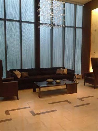 E.s.i Furnished At Fly *