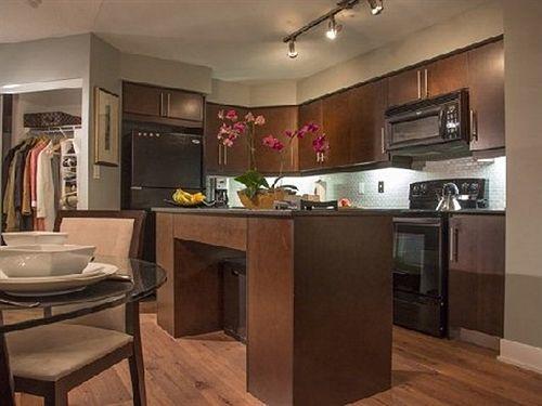 Apartment Colony Suites