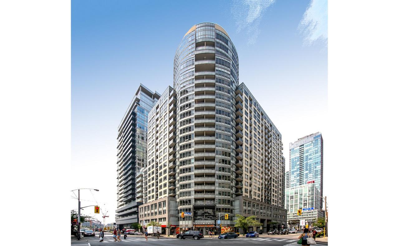 Colony Suites Apartment Toronto