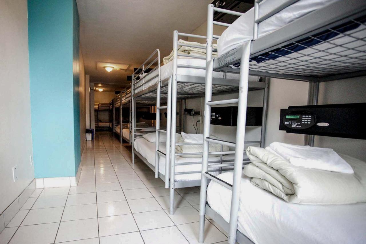 Hostel Hi *
