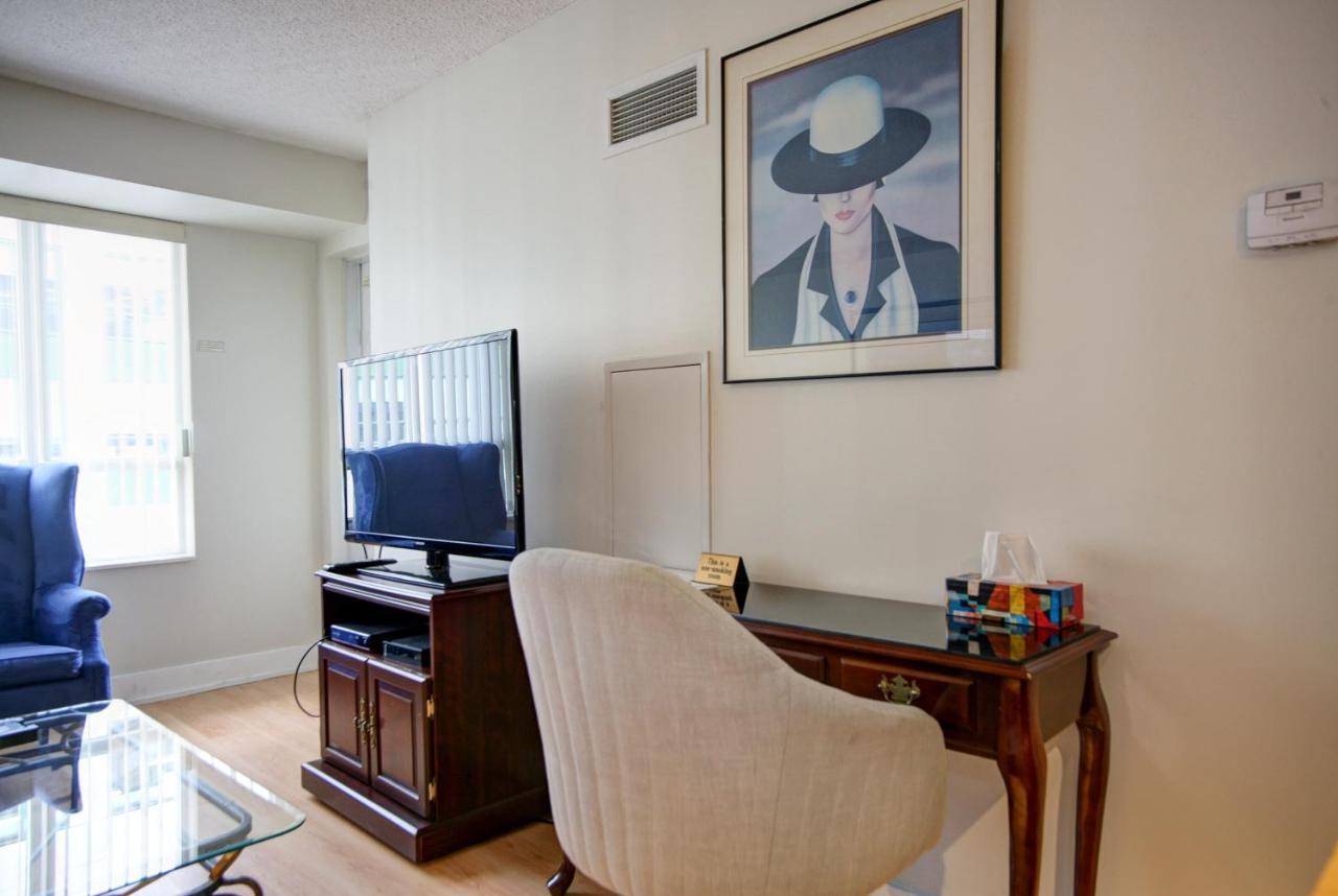 Colony Suites