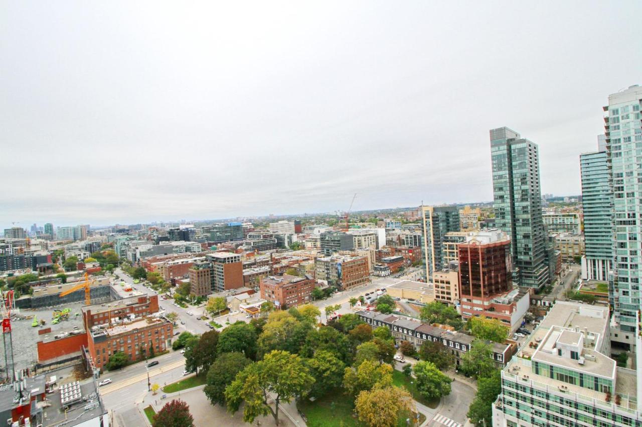 Boutique Suites - Entertainment District, Scotiabank Arena - Downtown *