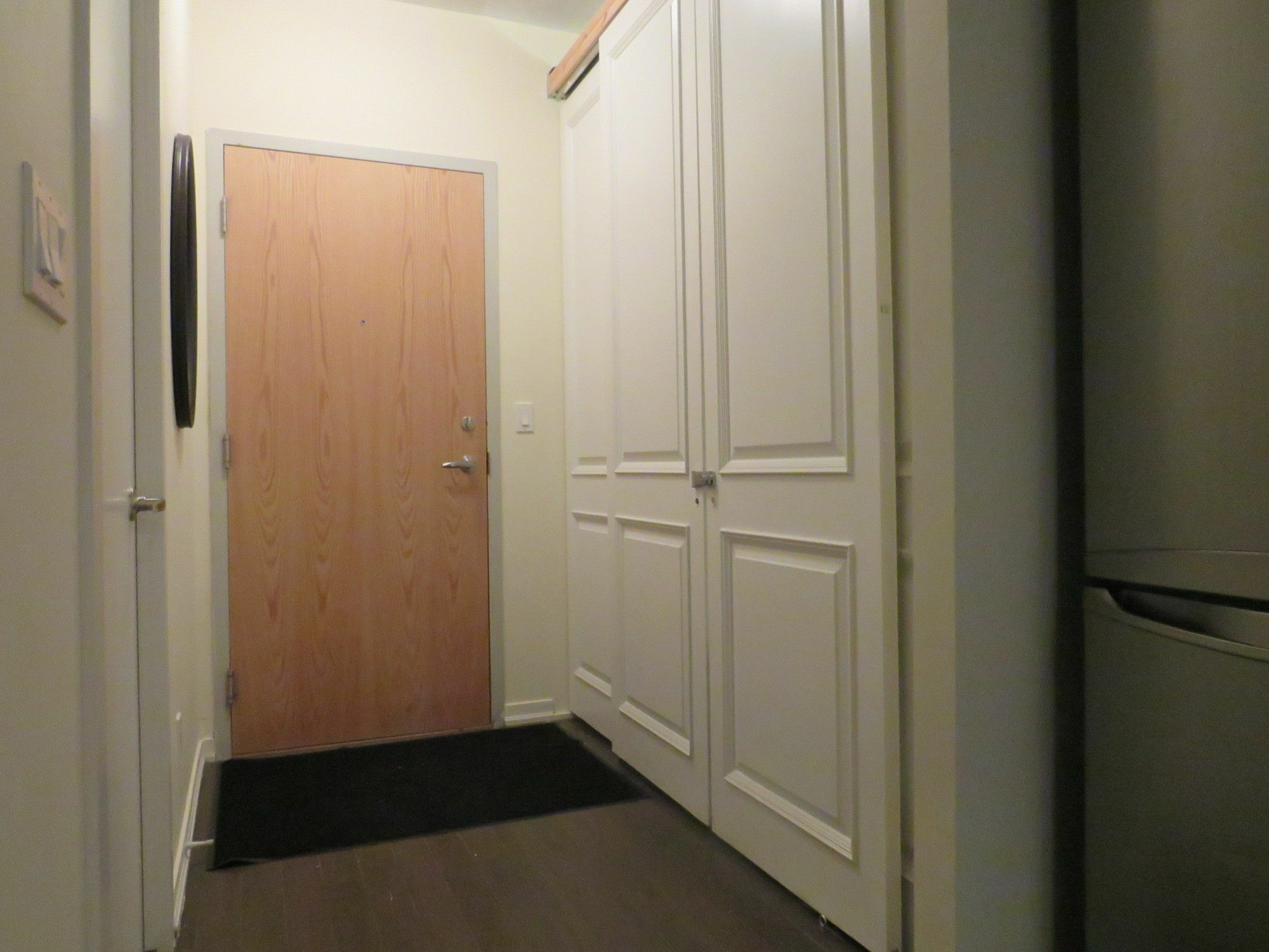 Queen West Suites Apartment