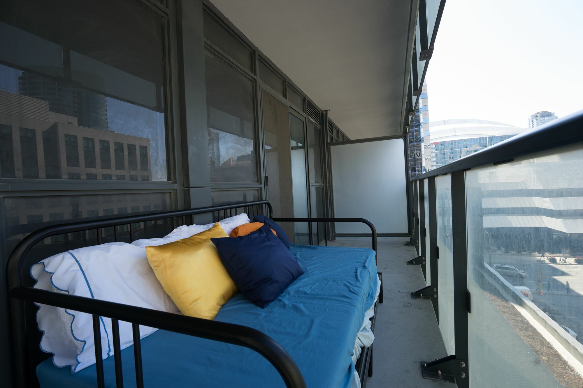 Applewood - Luxury 3 Bdrm Toronto