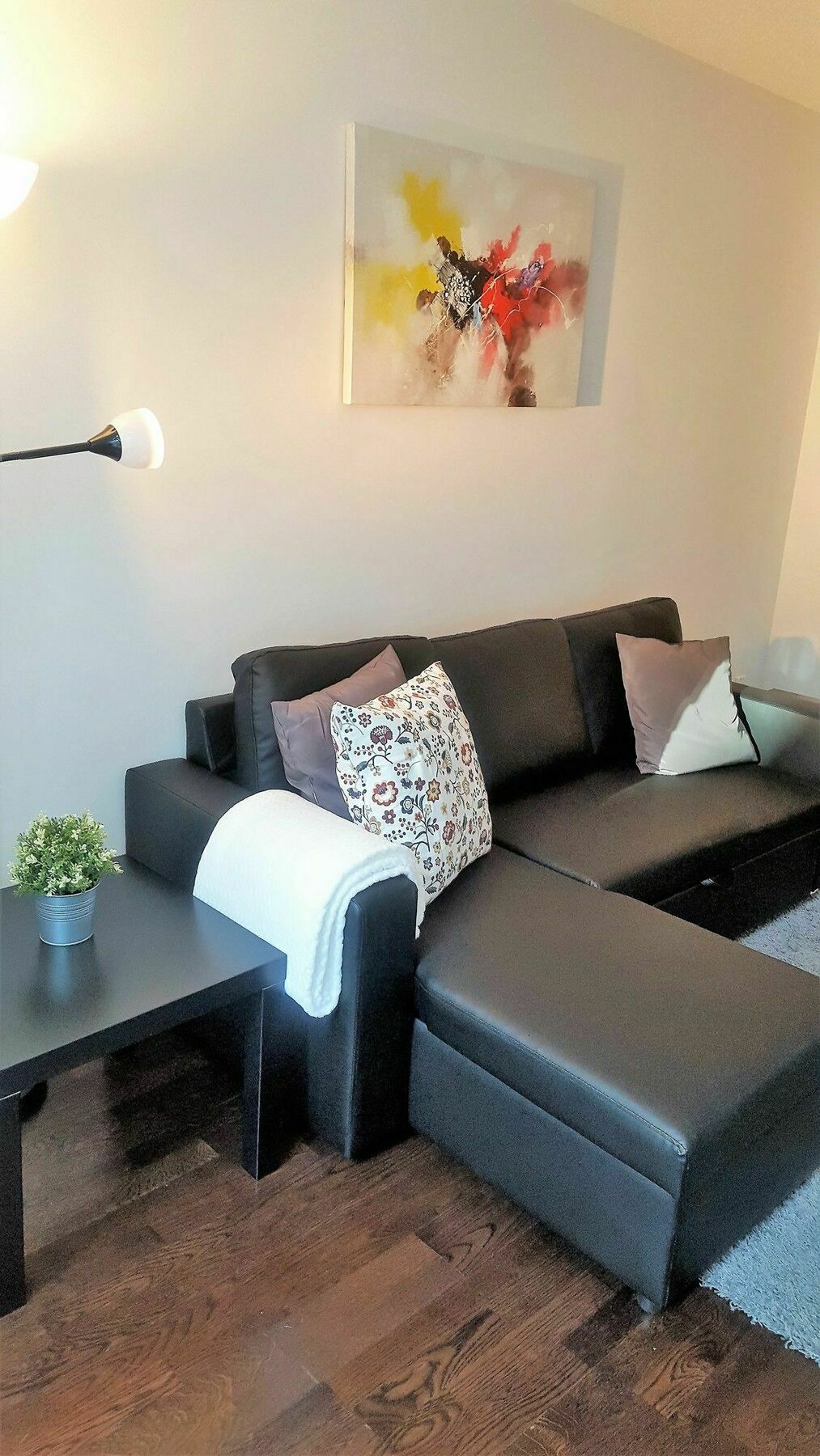 Lavish - Luxury - Downtown Hotel