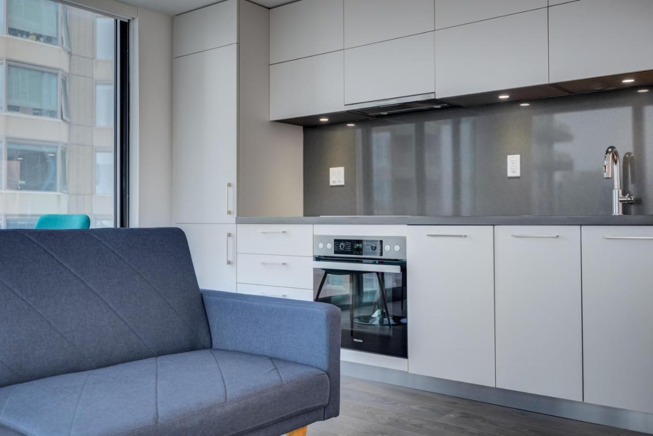 The Avenue Suites *
