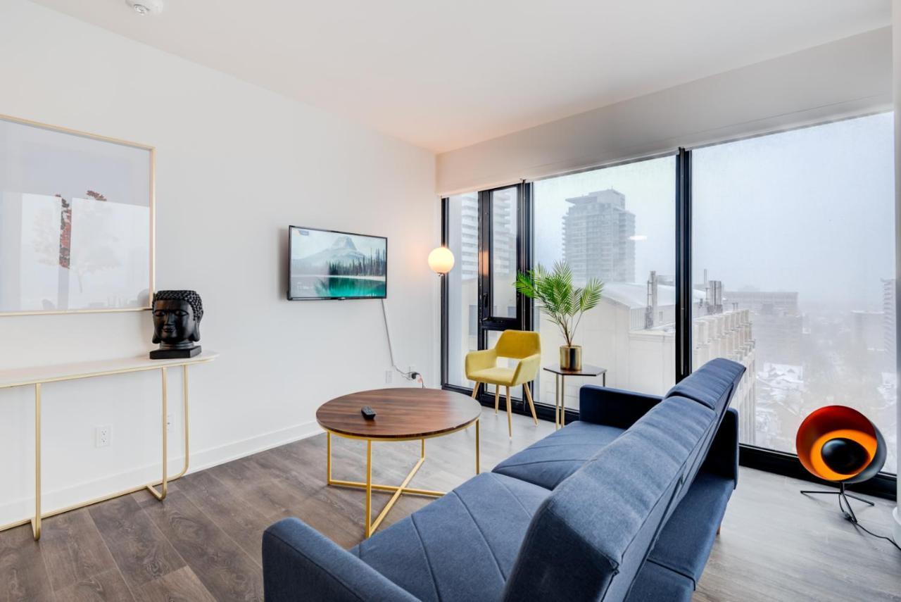 The Avenue Suites *