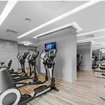 Entire Condo Downtown Toronto + Gym - Yorkville