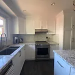 Yonge And Finch Subway !O Cozy & Modern Private Bdr With Private Bathroom