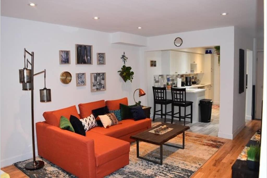 Apartment 2690 Danforth Avenue B *