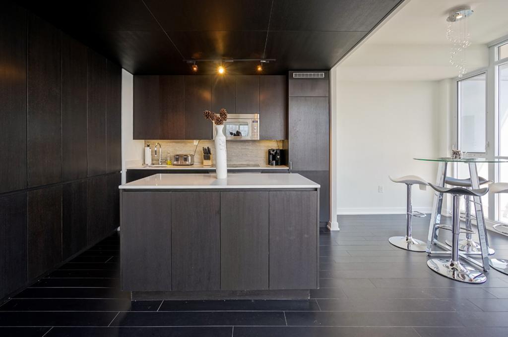 Hydewest - Capreol Luxury Furnished Penthouse Toronto