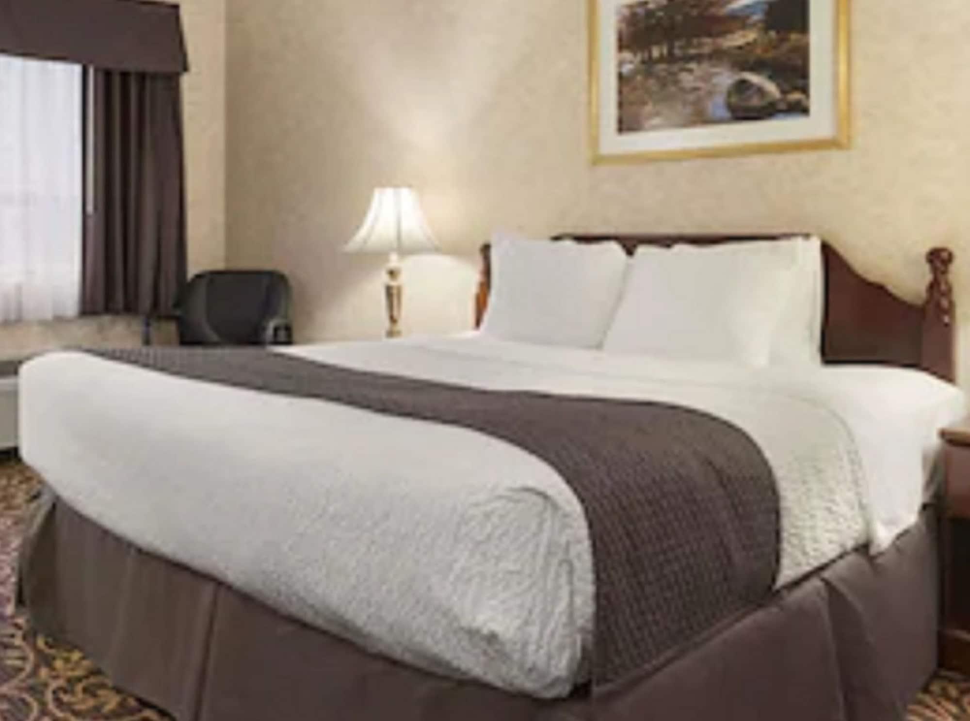 Days By Wyndham East Lakeview 3* Toronto