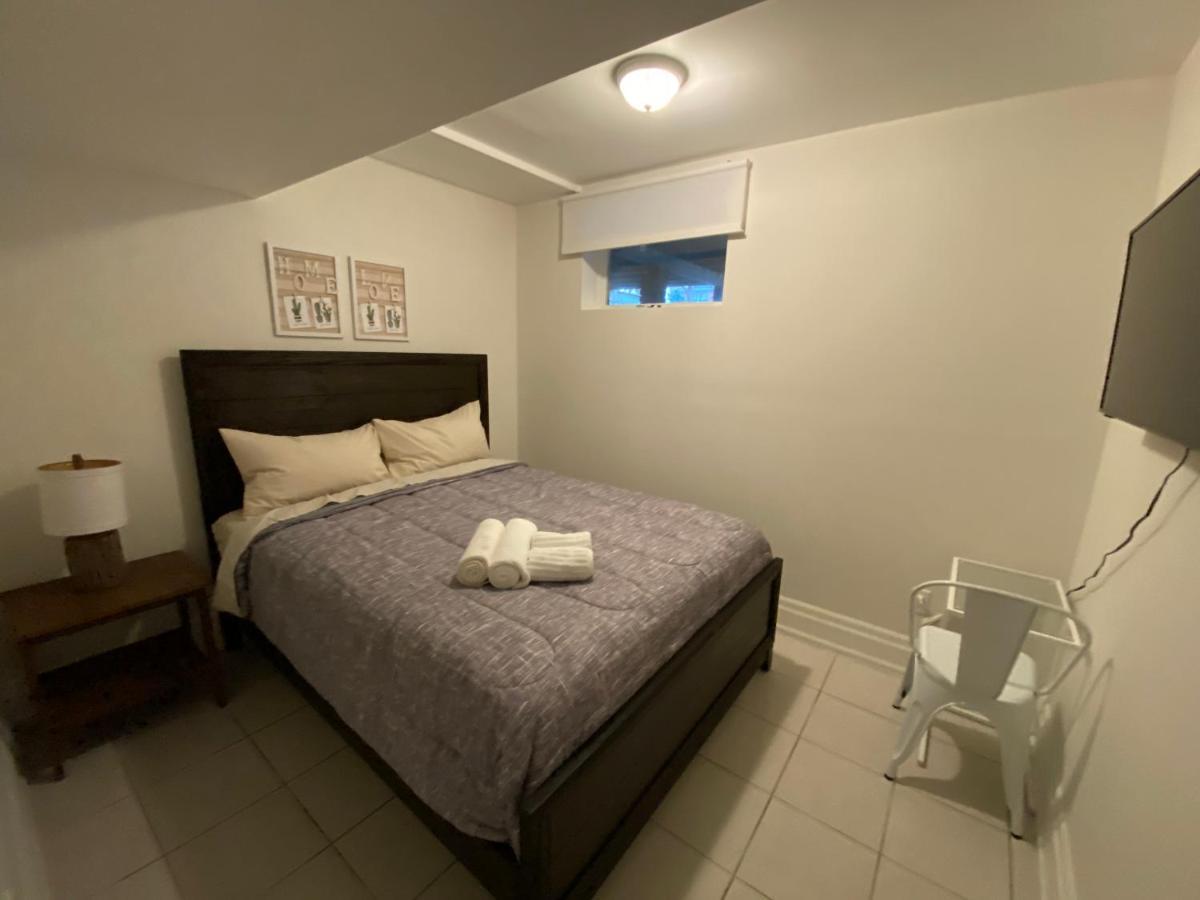Yorkmills And Bayview !c Cozy & Stylish Private Bdr With Shared Bathroom Homestay Toronto