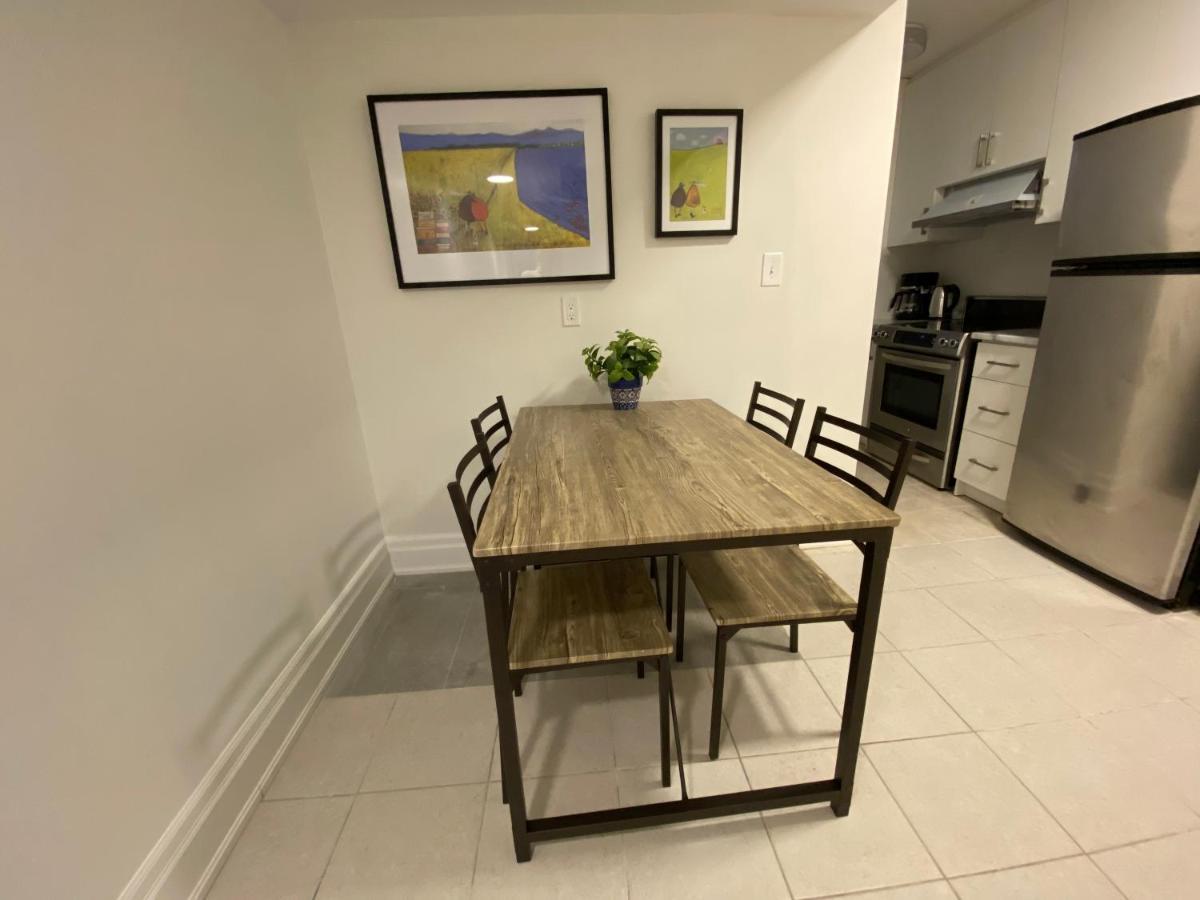 Yorkmills And Bayview !c Cozy & Stylish Private Bdr With Shared Bathroom Homestay *