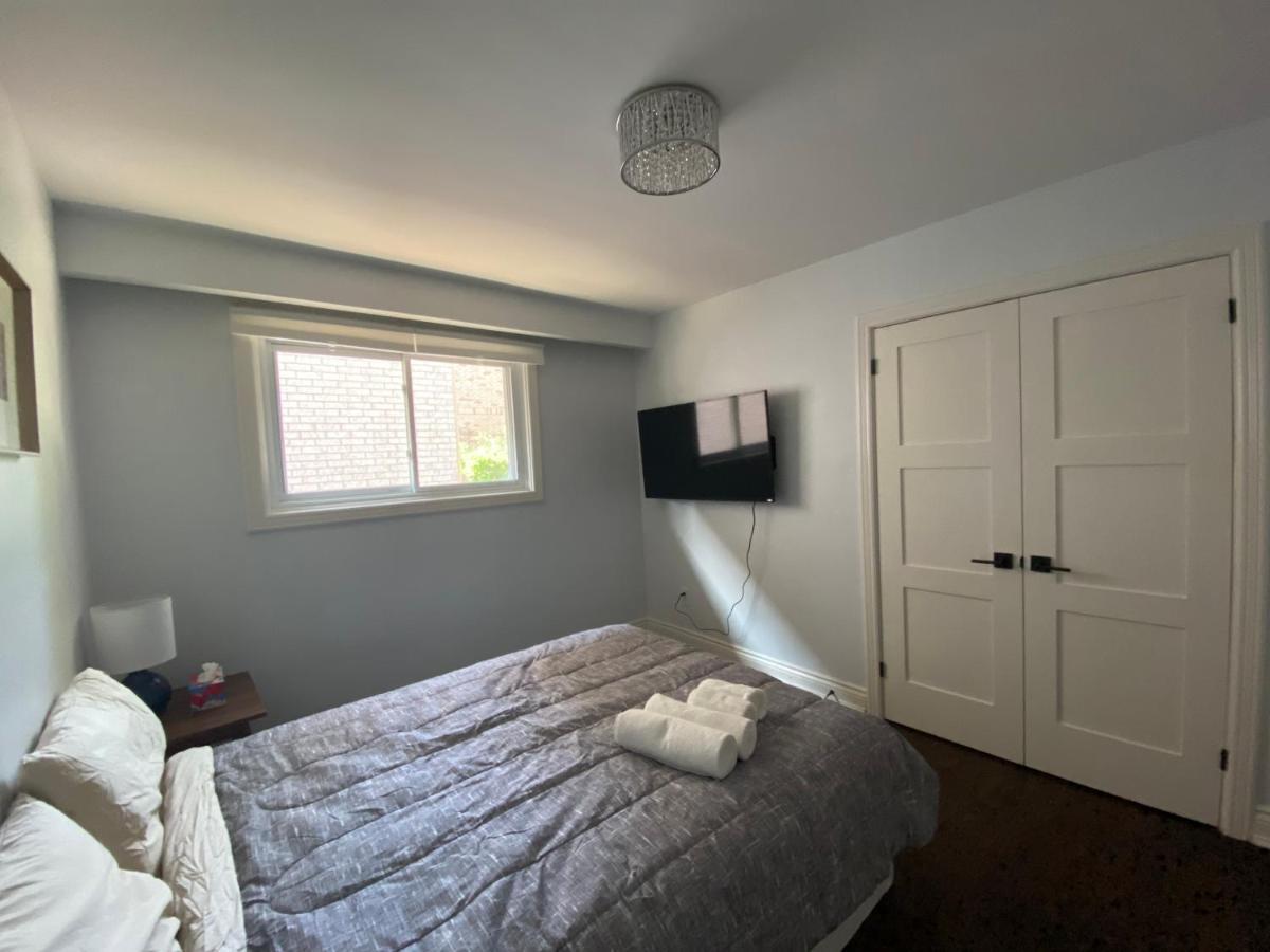 Yonge And Finch Subway !o Cozy & Modern Private Bdr With Private Bathroom Homestay