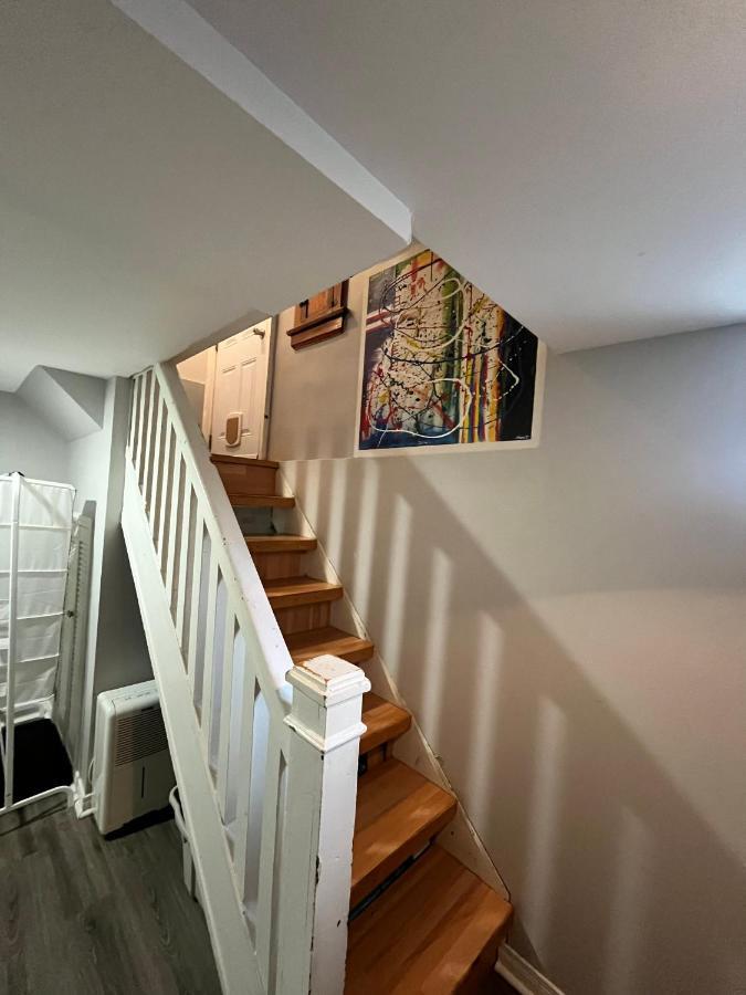 Apartment Entire Suite: Private Basement Studio Apartment! *