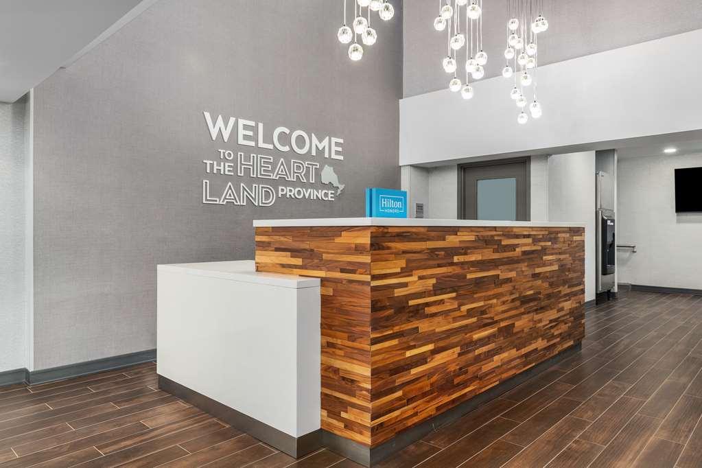 Hotel Hampton & By Hilton Downtown 3*