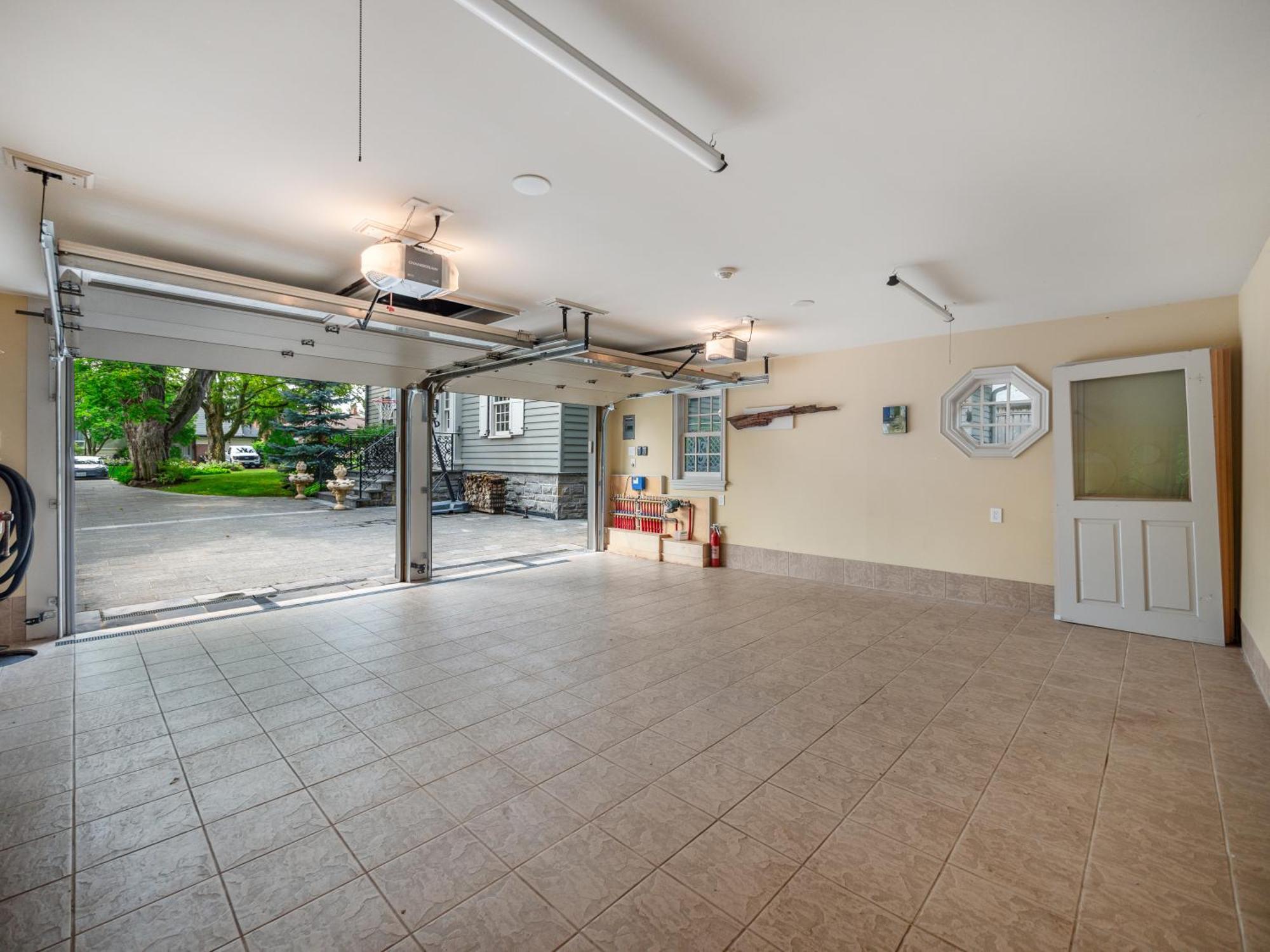 Globalstay. Charming 3 Bedroom House In North York Villa