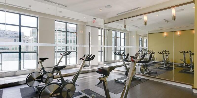 Aparthotel Skyline - Walk To Mtcc, Acc, Rogers Centre & Entertainment District Toronto