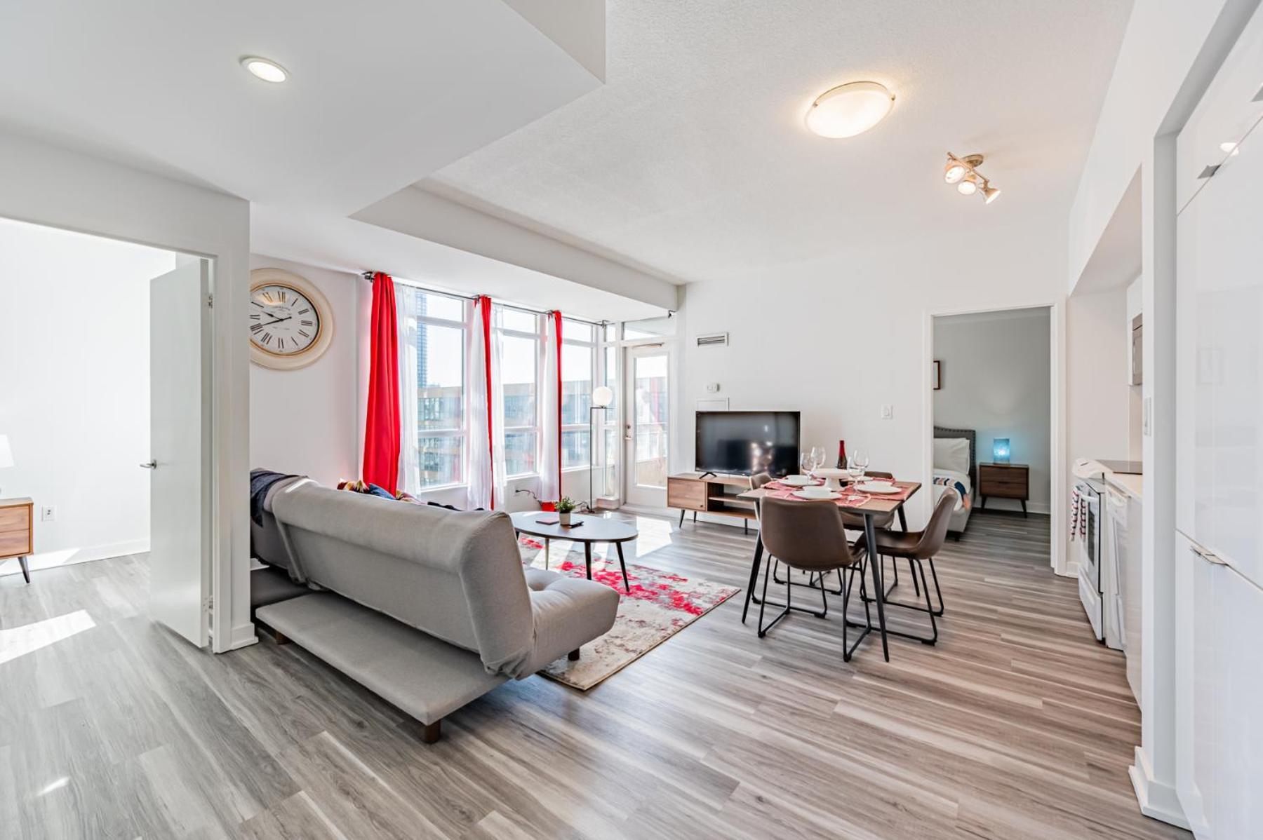 Dan Leckie Apartment *