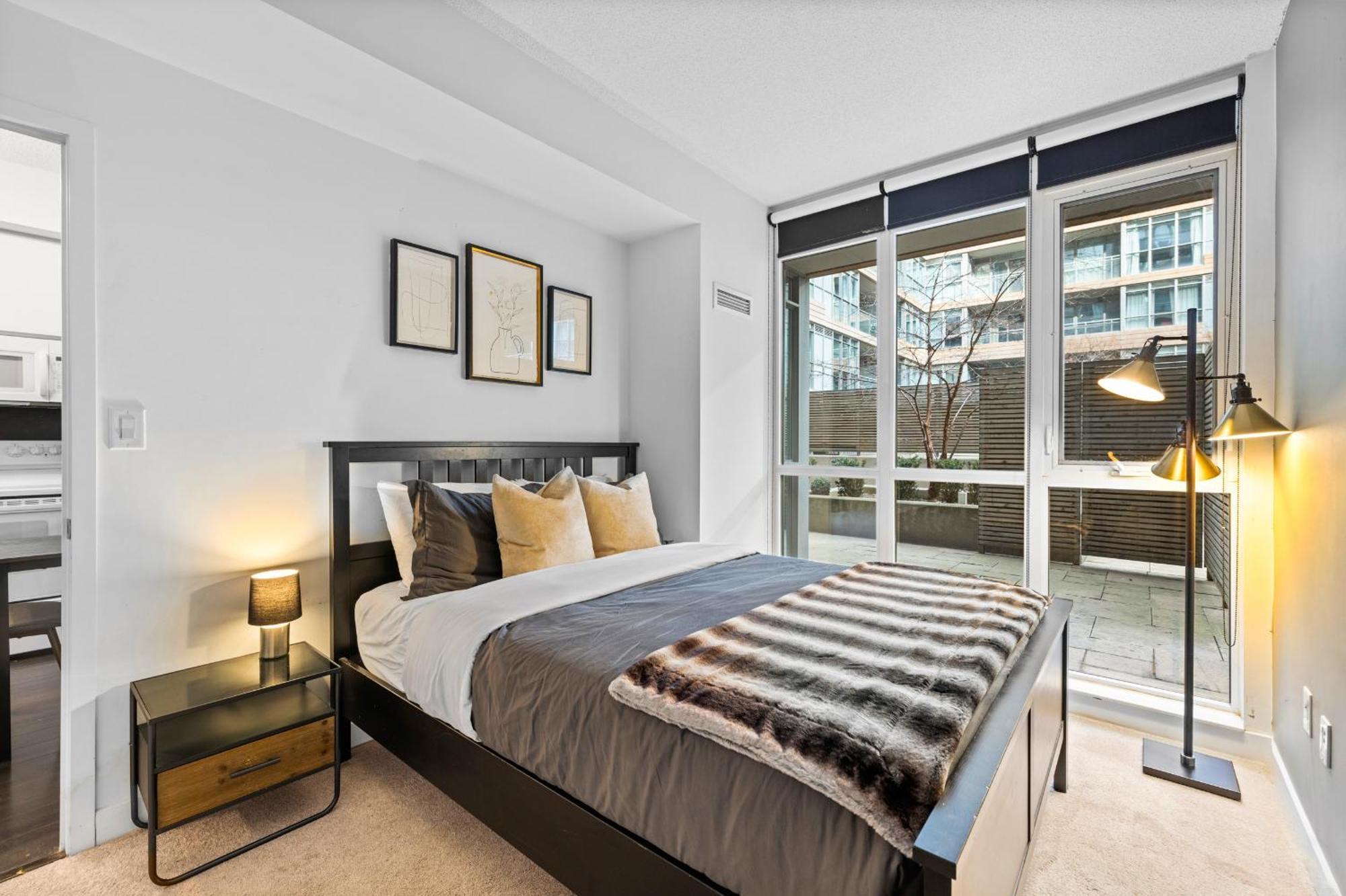 Apartment Charming 2br Near Cn Tower & Harbourfront *
