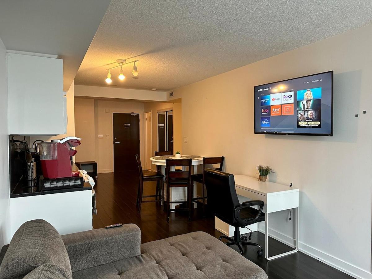 Perfect Location - Comfy Toronto