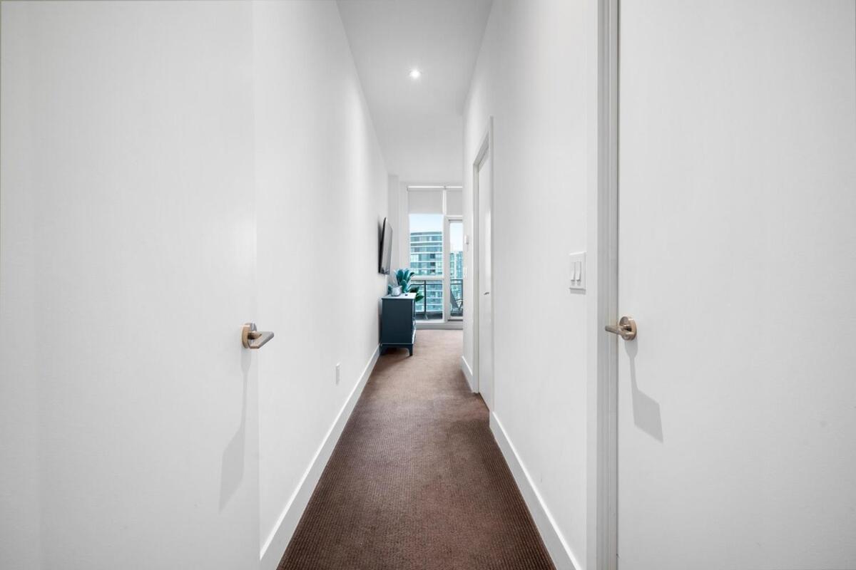 Rentx Waterfront Apartment *