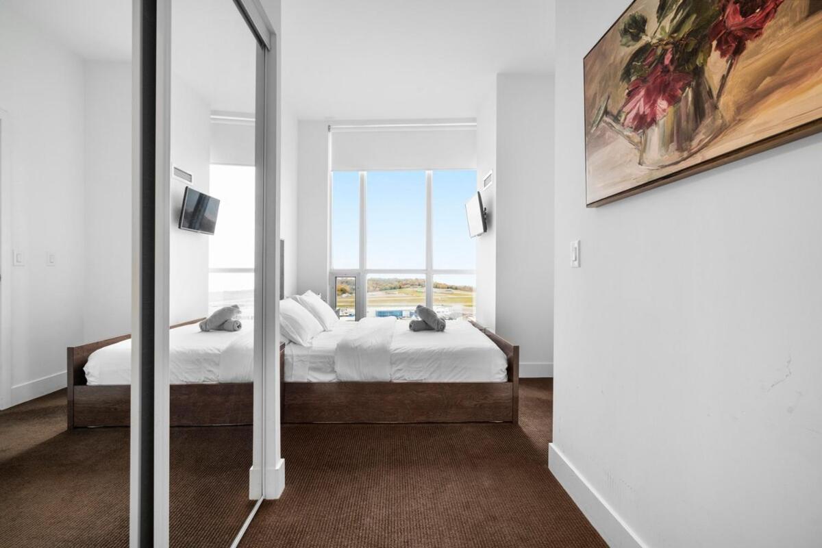 Rentx Waterfront * Toronto