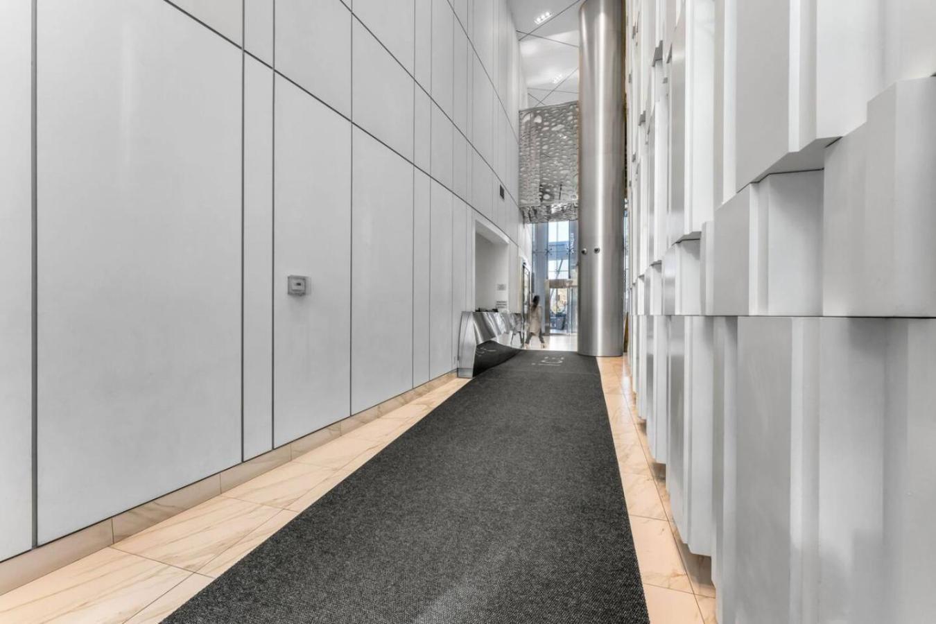 Apartment Sleek 2bd Near Scotiabank Union Water Mtcc Toronto