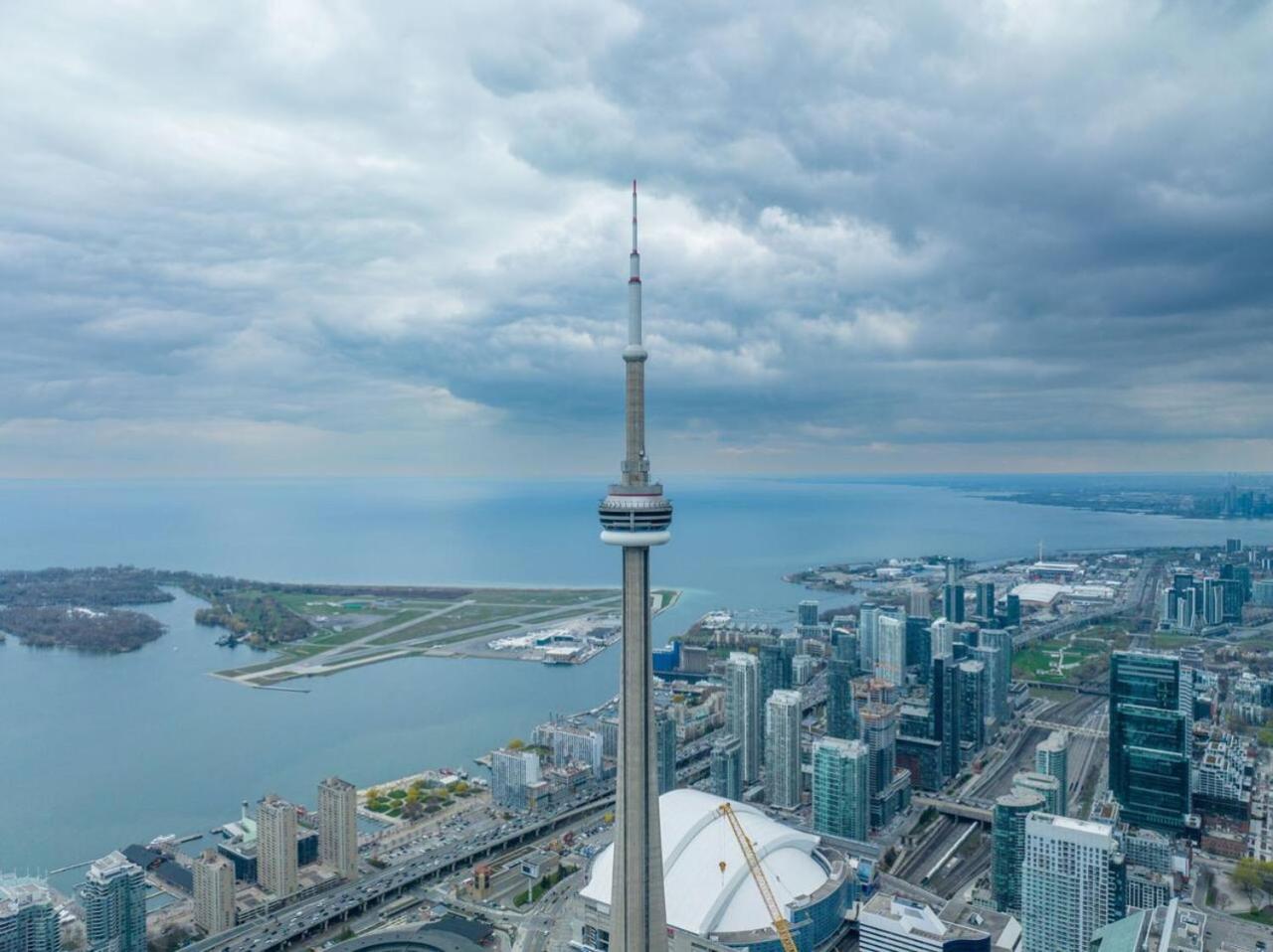 Sleek 2bd Near Scotiabank Union Water Mtcc Apartment Toronto