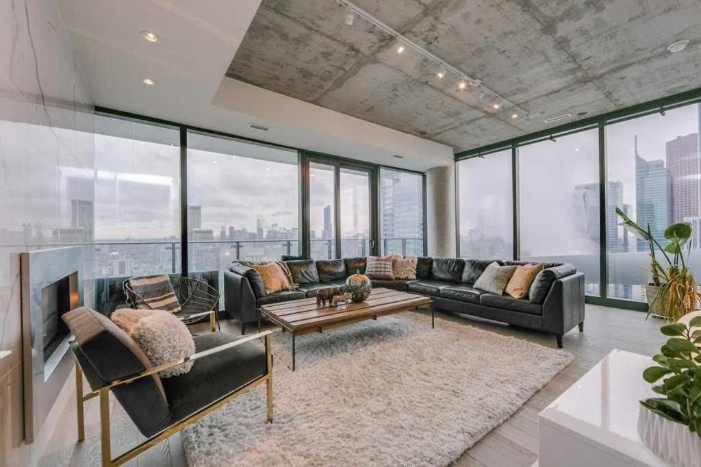 Apartment Monarch Residences *