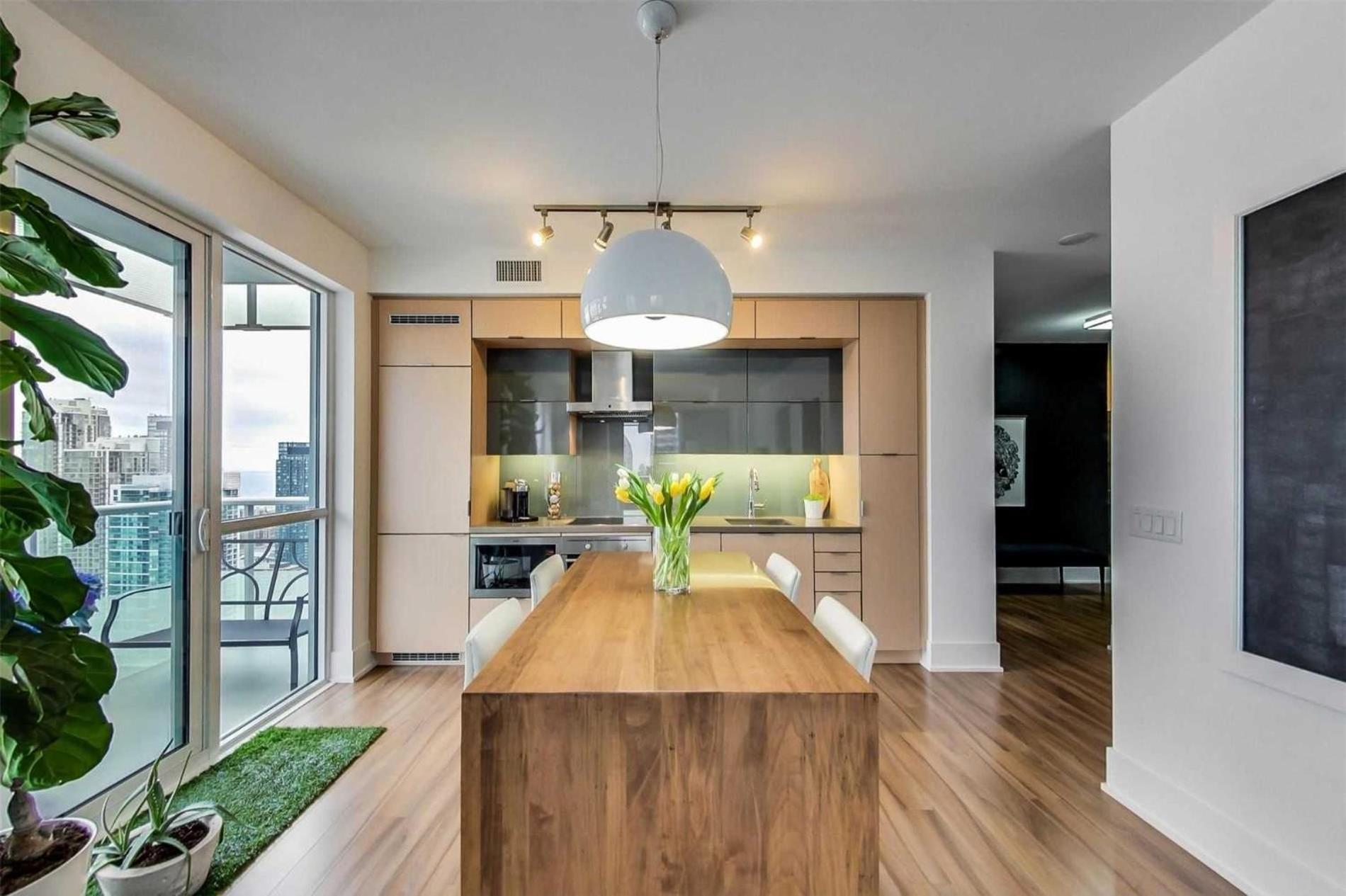 Apartment Monarch Residences