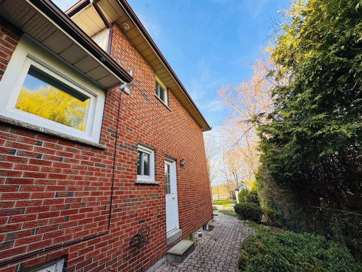Holiday home Peaceful Waterfront Retreat In West Rouge *