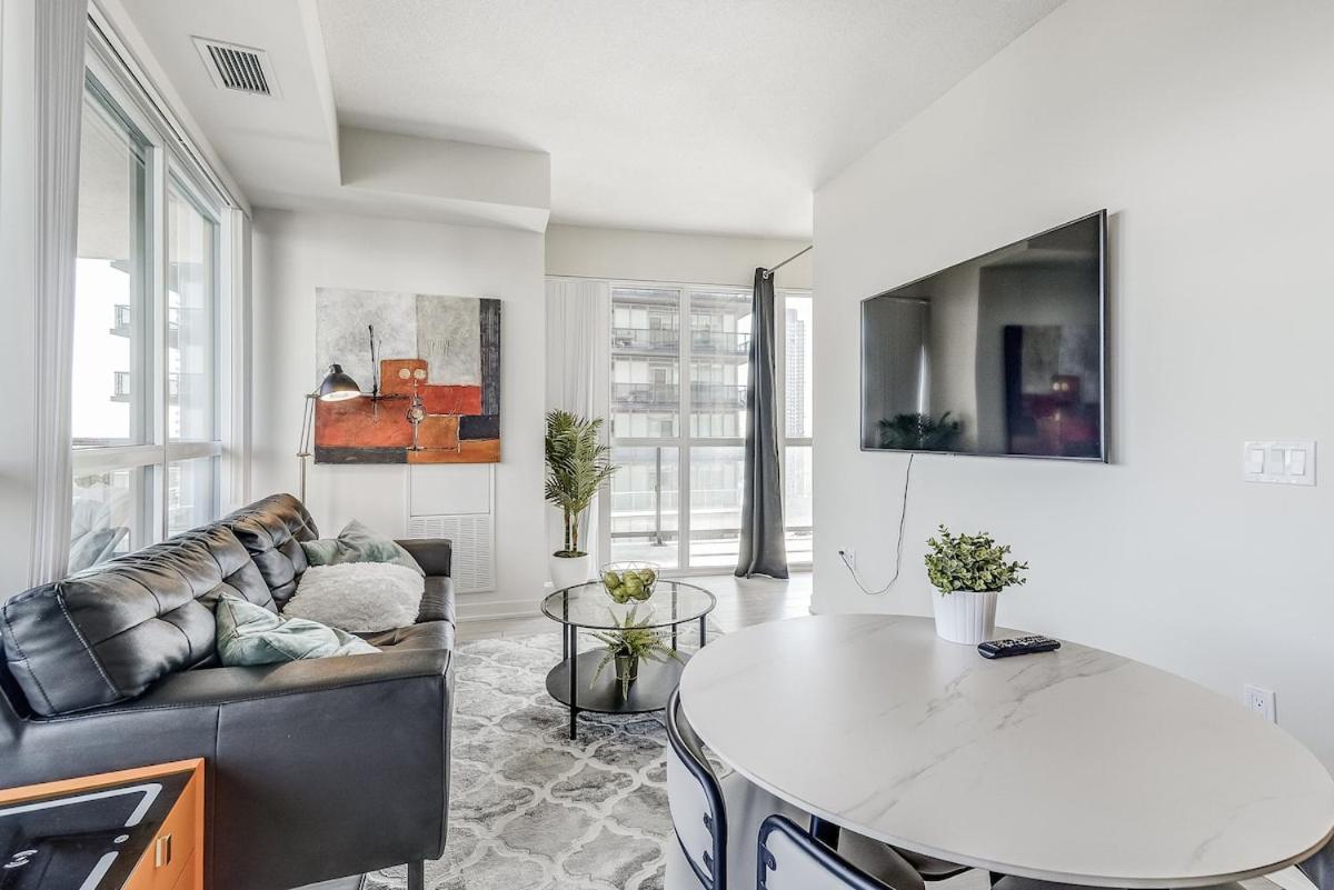 With Views Apartment