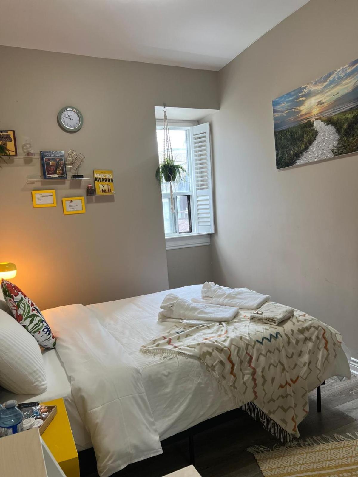 Downtown Private Location * Toronto