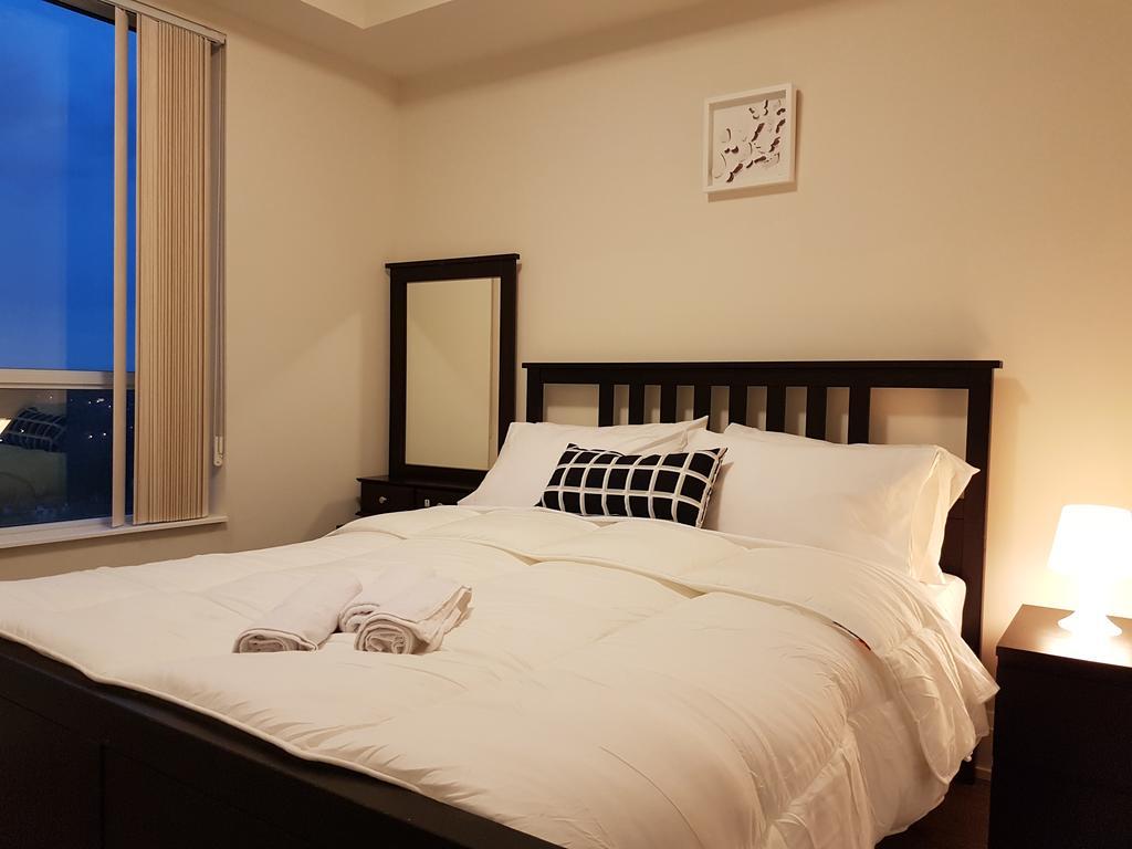Kashaneh At Bayviewvillage Apartment *