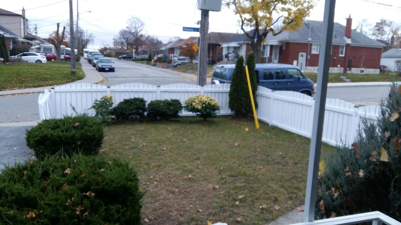 Bed & Breakfast On The Park Near Downtown Area *