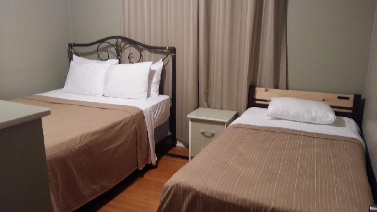 Bed & Breakfast On The Park Near Downtown Area *