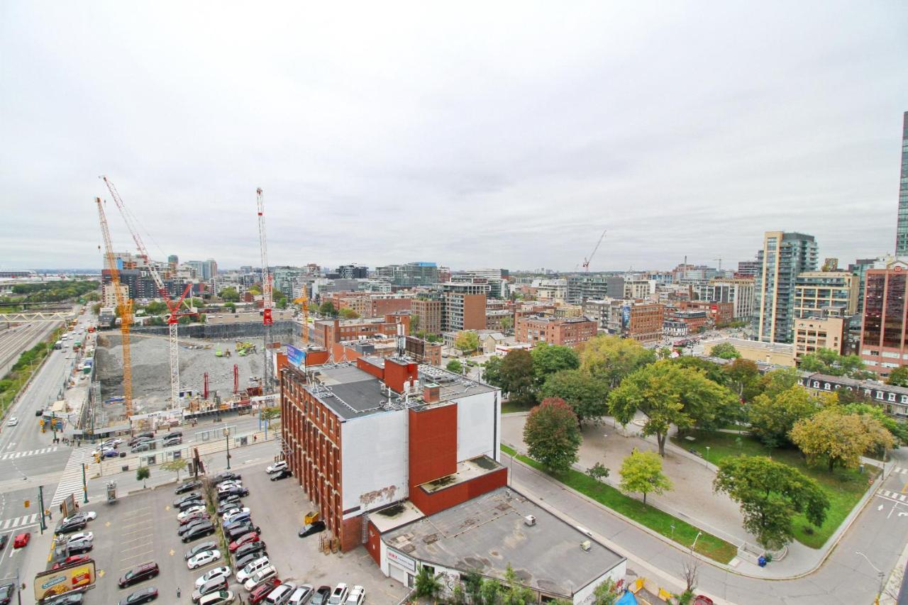 Apartment Boutique Suites - Entertainment District, Scotiabank Arena - Downtown *