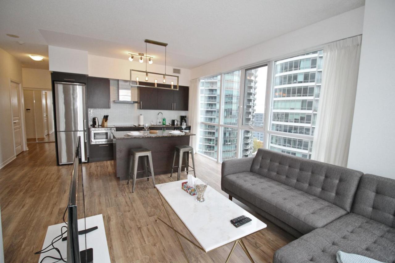 Apartment Boutique Suites - Entertainment District, Scotiabank Arena - Downtown *