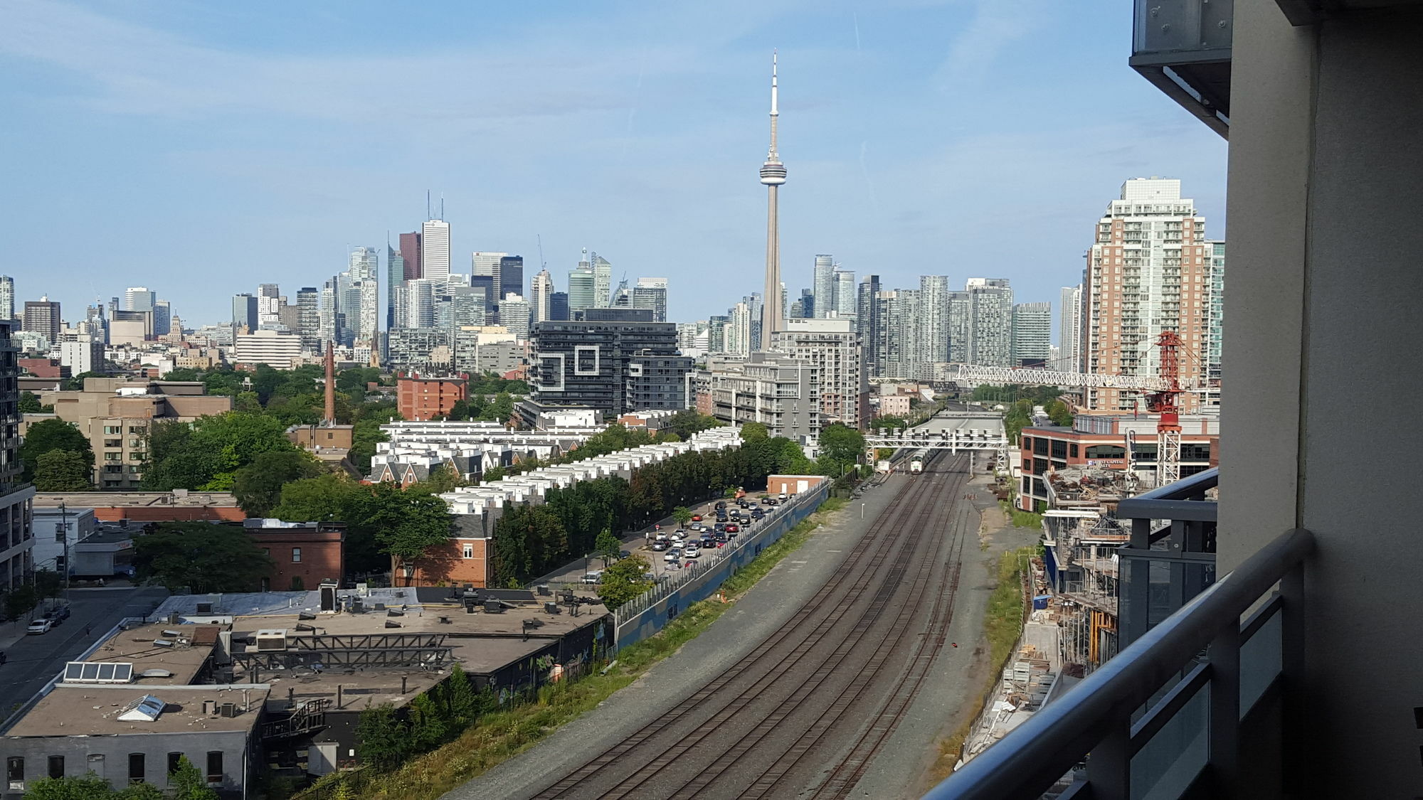 Lavish Suites - Brand New Two Bedroom - Cn Tower View