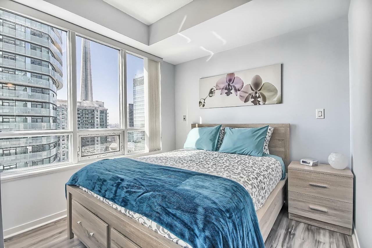 Maple Square Leaf Apartment *