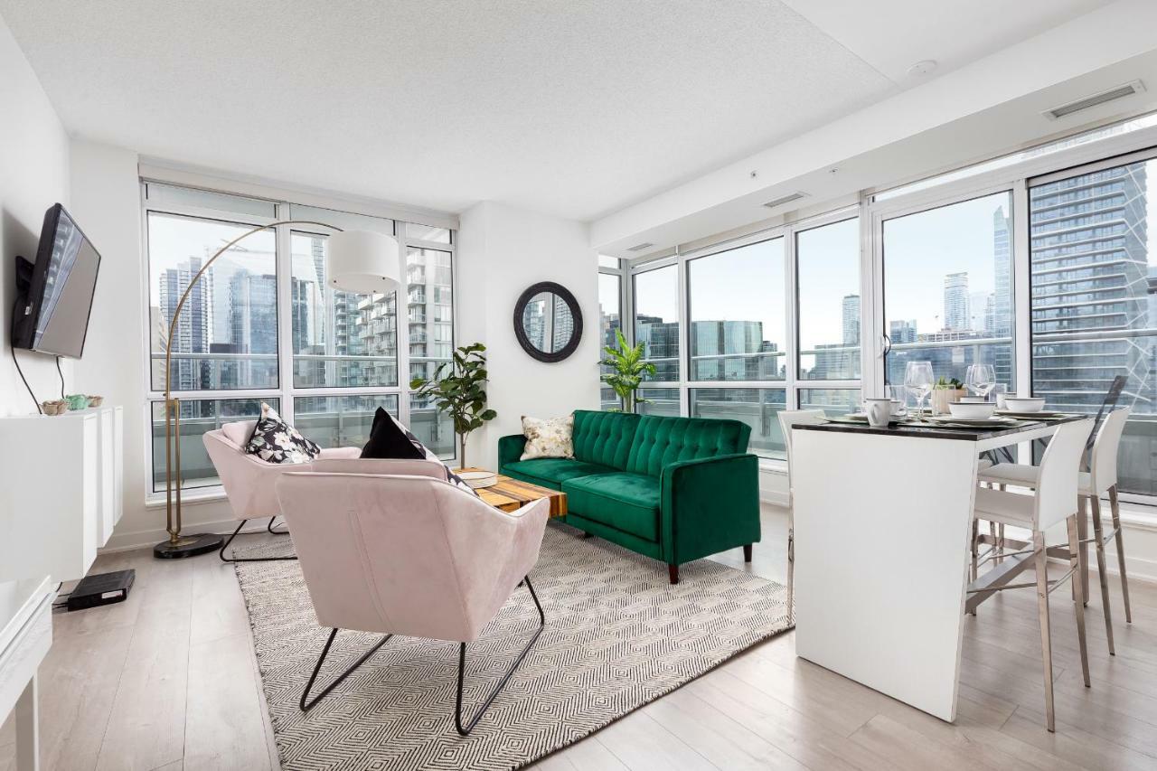 Topline Suites - Nelson Street Apartment Toronto